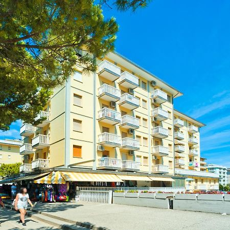 Ivana Belmare Apartaments Bibione Extérieur photo