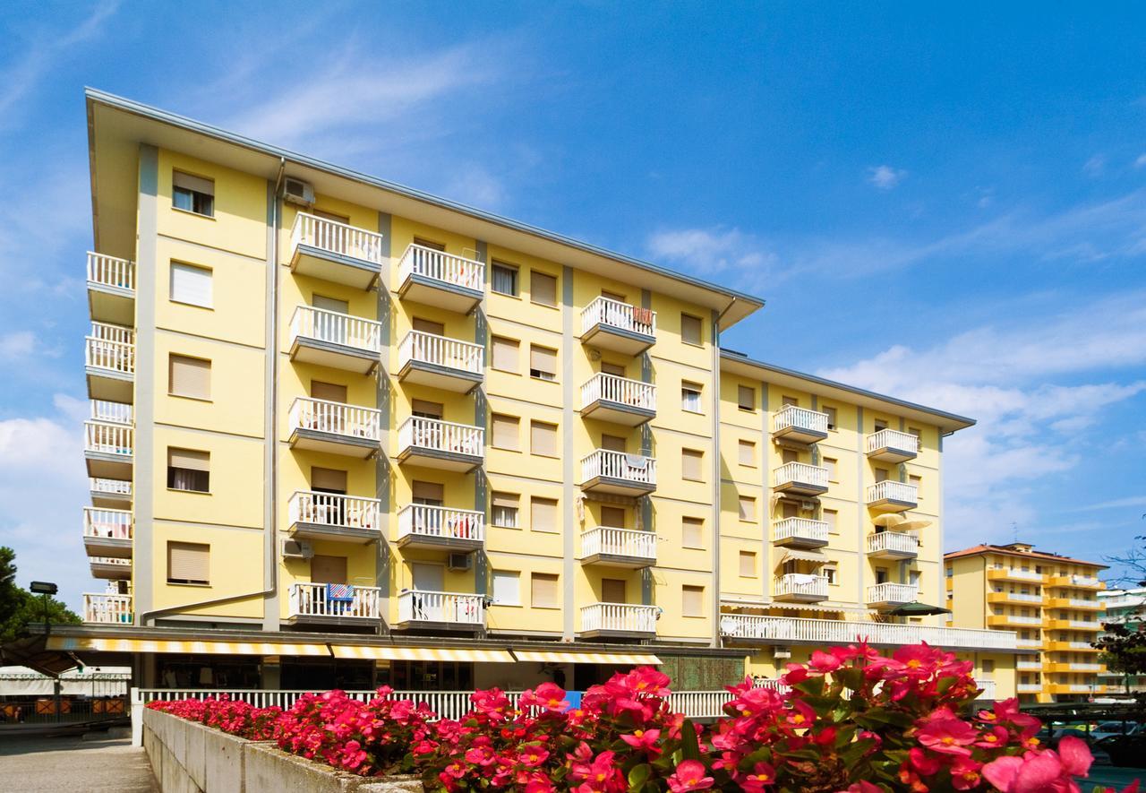 Ivana Belmare Apartaments Bibione Extérieur photo