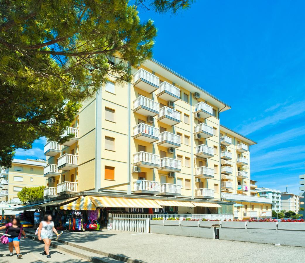 Ivana Belmare Apartaments Bibione Extérieur photo